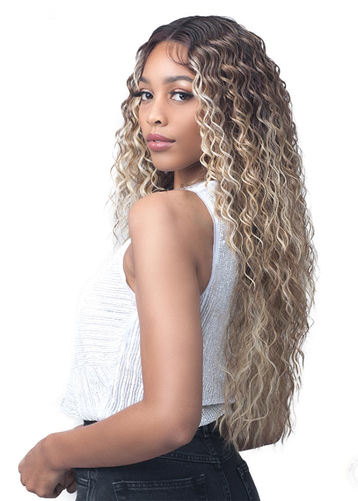Moana Wig MLF575 Bobbi Boss Long Blonde Curly Beyonce Wig