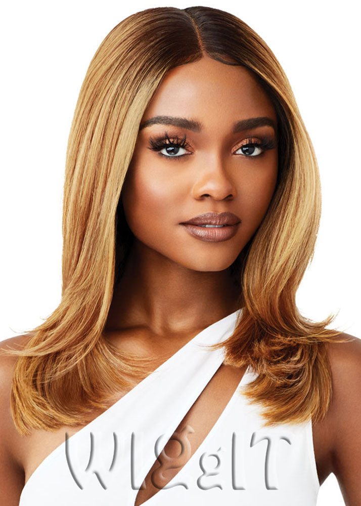 Martina-melted-hairline-Outre-UK-Front