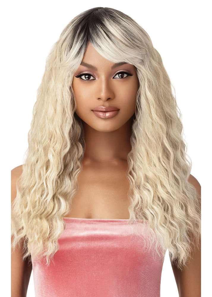 Shannon Long Wavy Wig with Fringe Outre UK